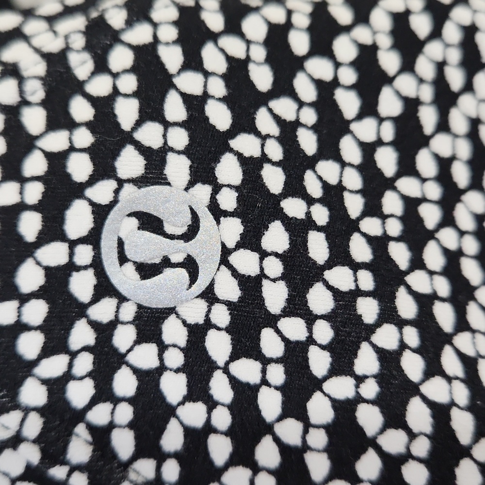 Lululemon Cool Racerback II Scatter Star Arctic Grey Black Size Small Approx - Picture 6 of 10
